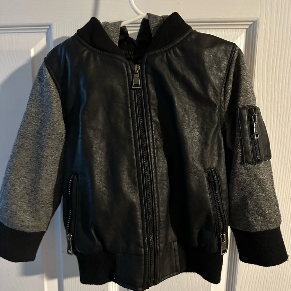 Black and Gray Urban Republic jacket size 3T
